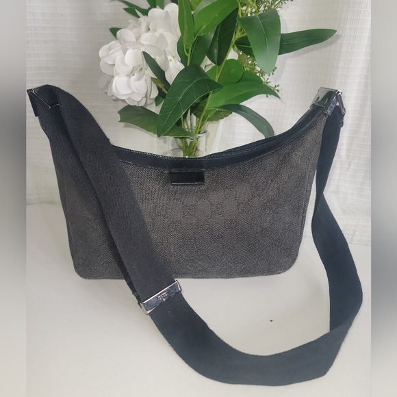 Gucci Denim Leather Shoulder Bag - Picture 15 of 16